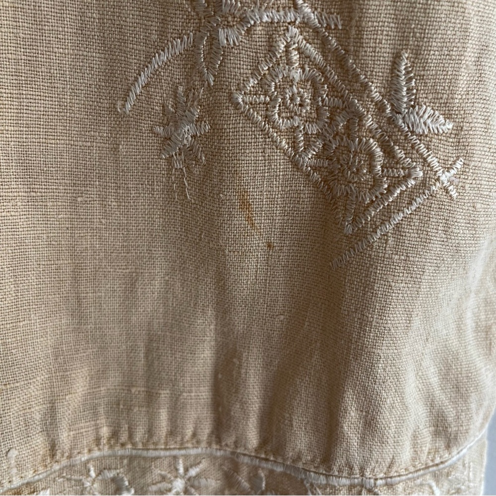NU Construction Vintage Beige Embroidered Tank Top PL - Picture 8 of 8